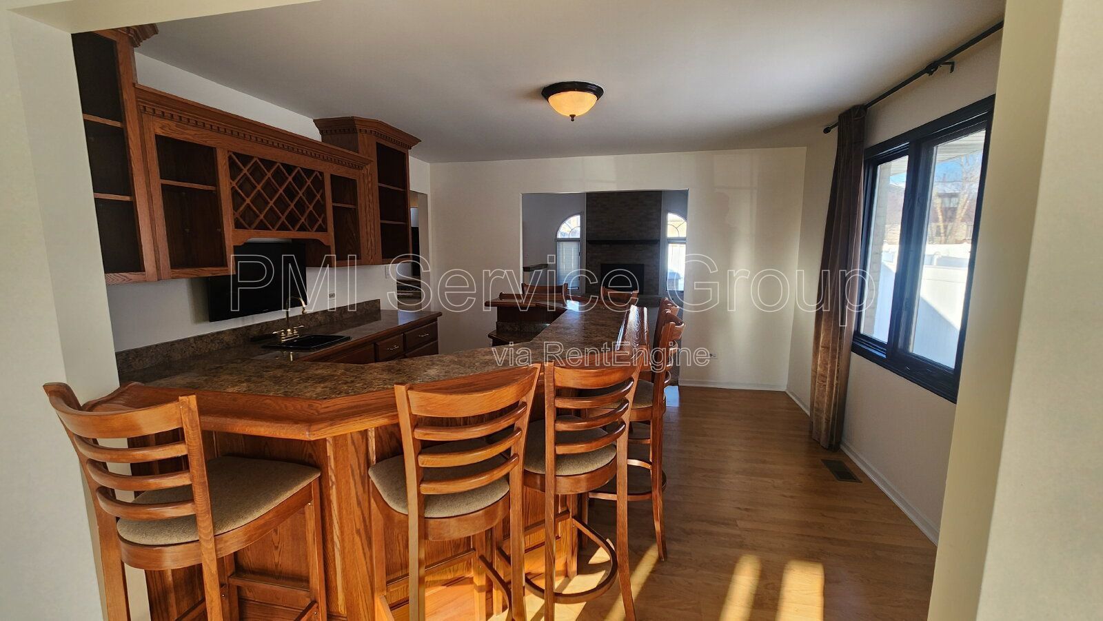 Gorgeous Brick 4 bed, 3 1/2 bath Home in desirable Abbey Glen Subdivision! property image