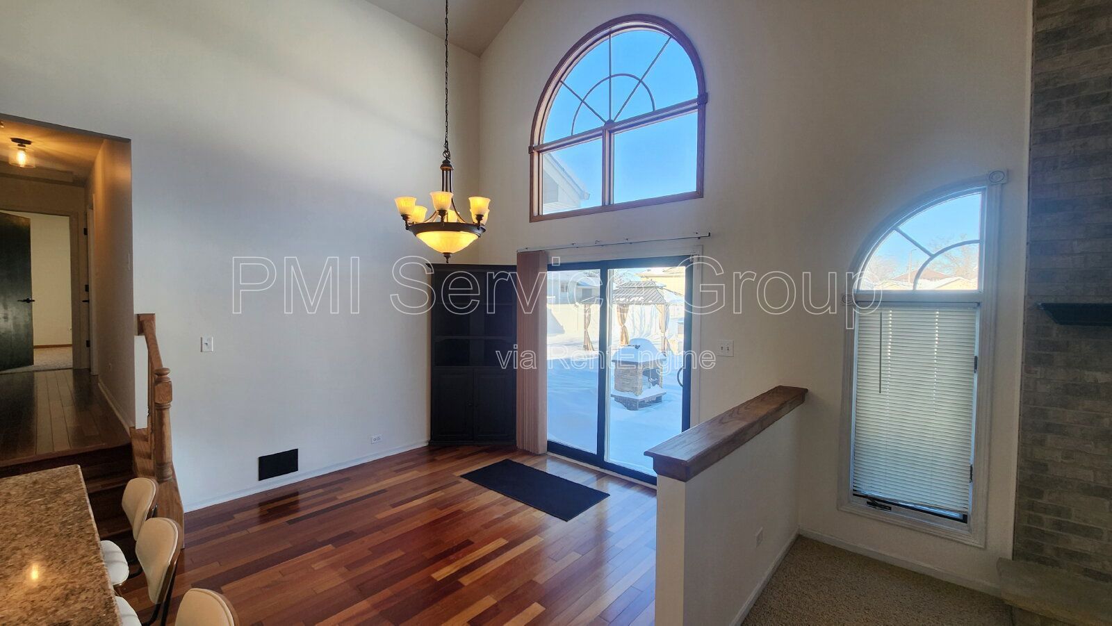 Gorgeous Brick 4 bed, 3 1/2 bath Home in desirable Abbey Glen Subdivision! property image