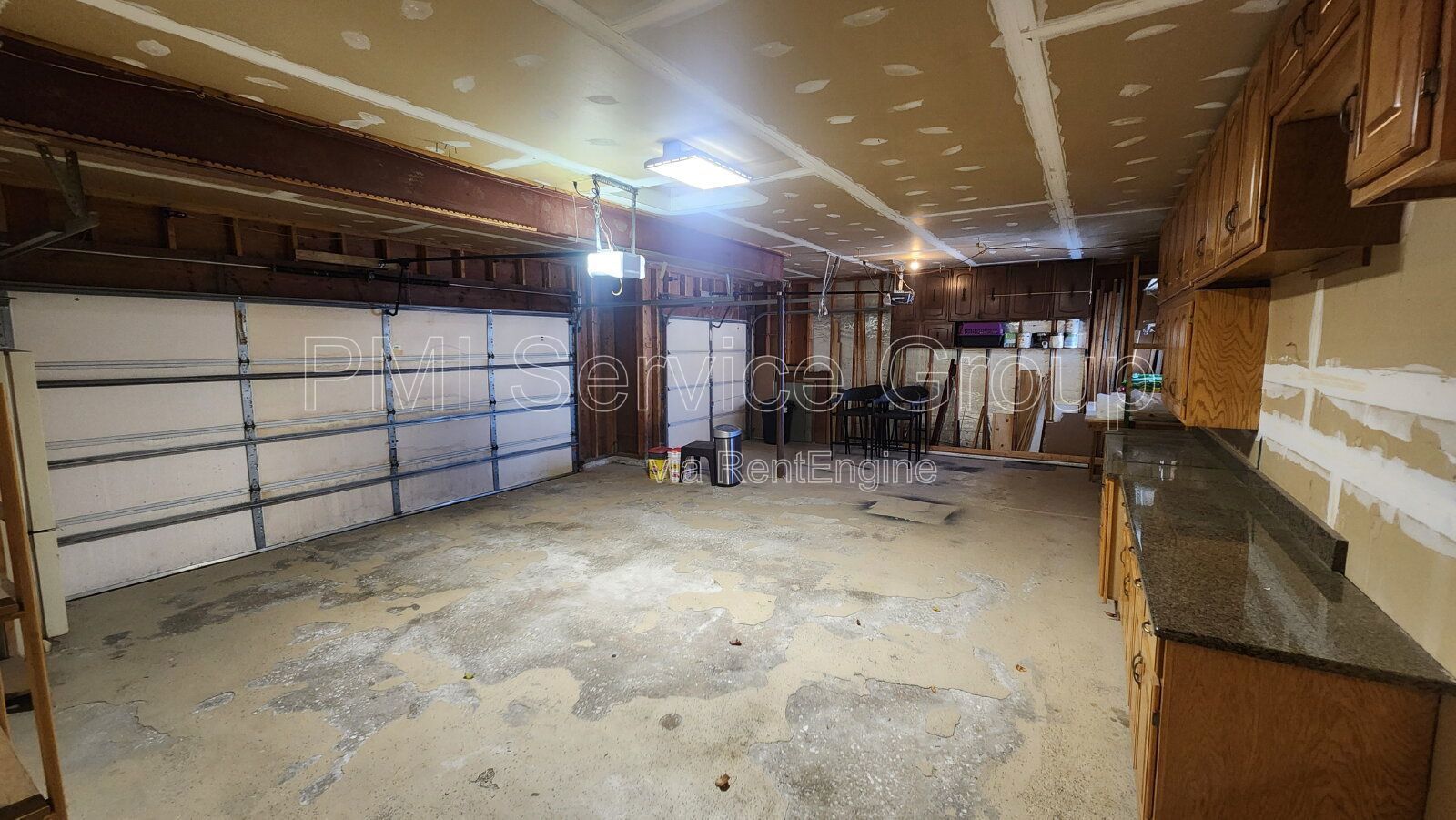 Gorgeous Brick 4 bed, 3 1/2 bath Home in desirable Abbey Glen Subdivision! property image