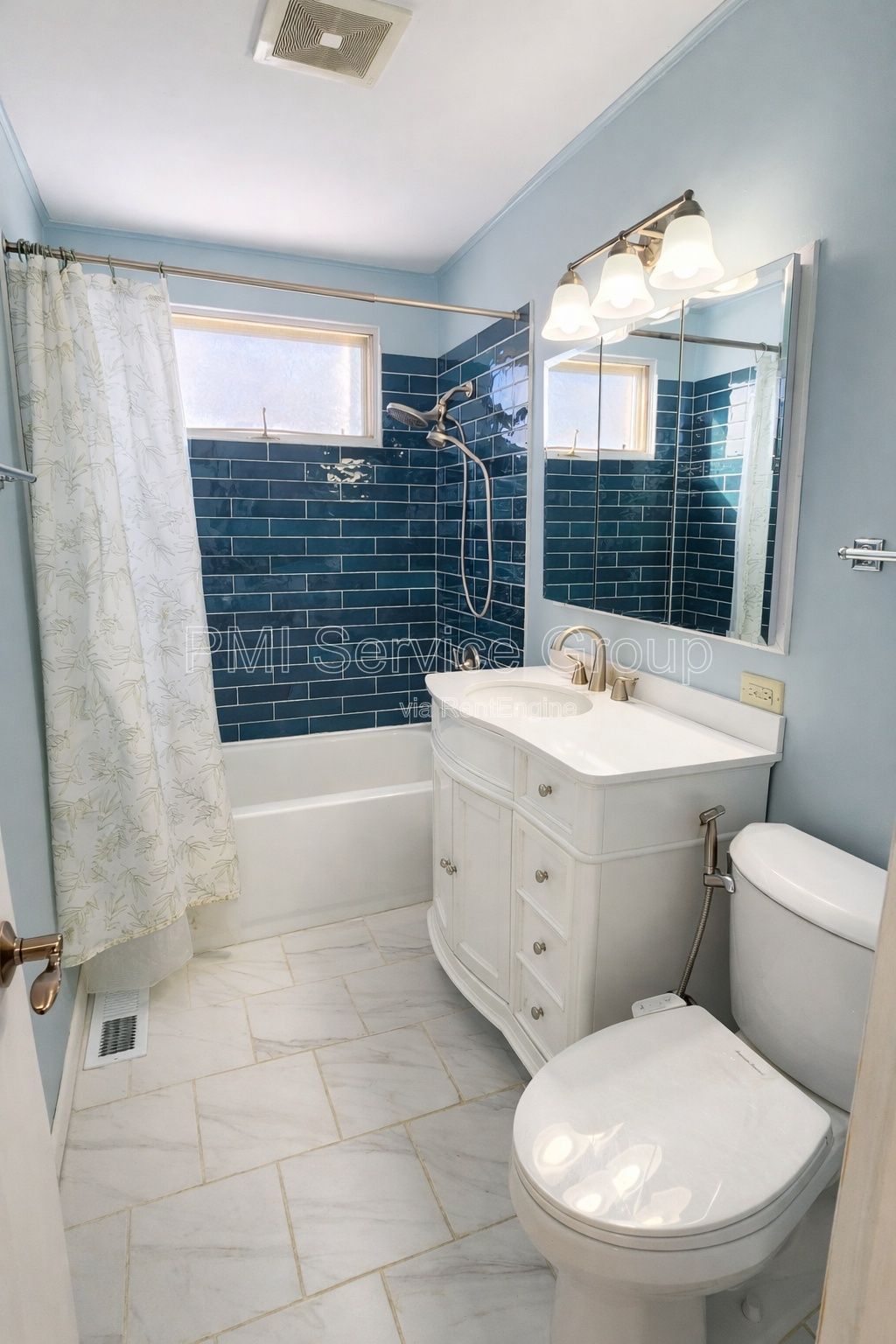 Cozy 3 Bed, 1 Bath Ranch, Minutes from Downtown Downers Grove - Available Feb 2026 property image