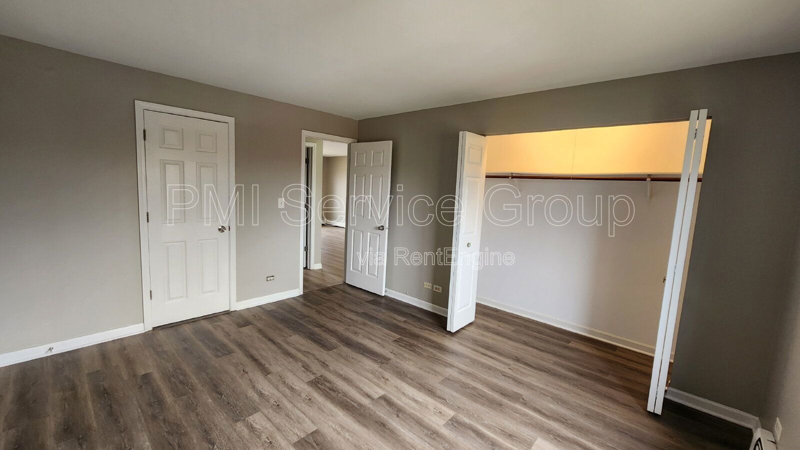 Updated 2 bedroom, 1 bathroom Condo in Willow Shores property image