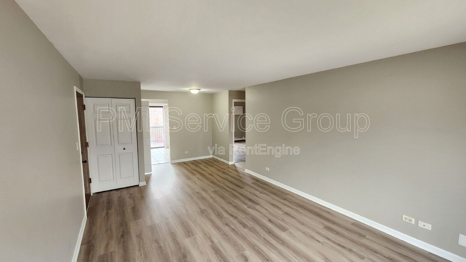 Updated 2 bedroom, 1 bathroom Condo in Willow Shores property image