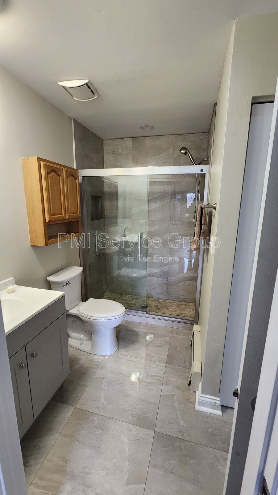 Updated 2 bedroom, 1 bathroom Condo in Willow Shores property image