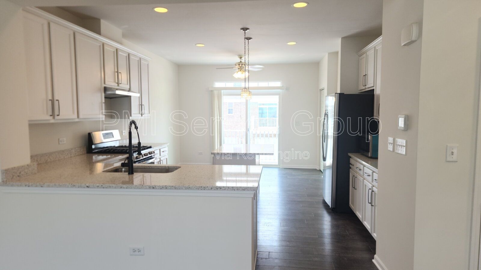 Modern 3-Story Townhome in Naperville – 4444 Monroe Ct property image