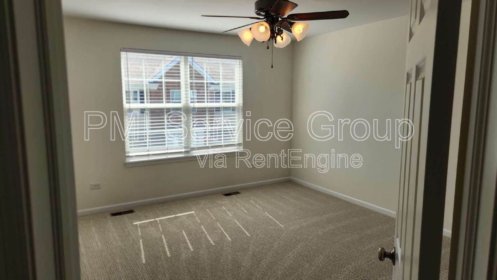 Modern 3-Story Townhome in Naperville – 4444 Monroe Ct property image