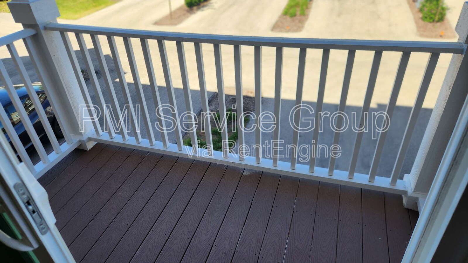 Modern 3-Story Townhome in Naperville – 4444 Monroe Ct property image