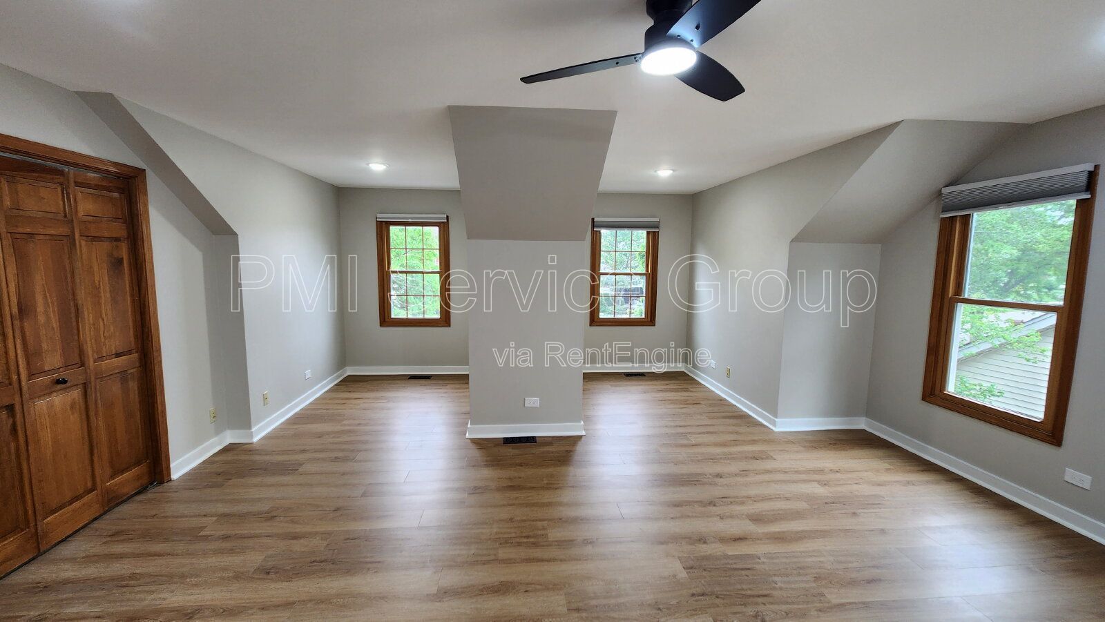 Updated Aurora Single-Family Home with Modern Finishes Throughout property image