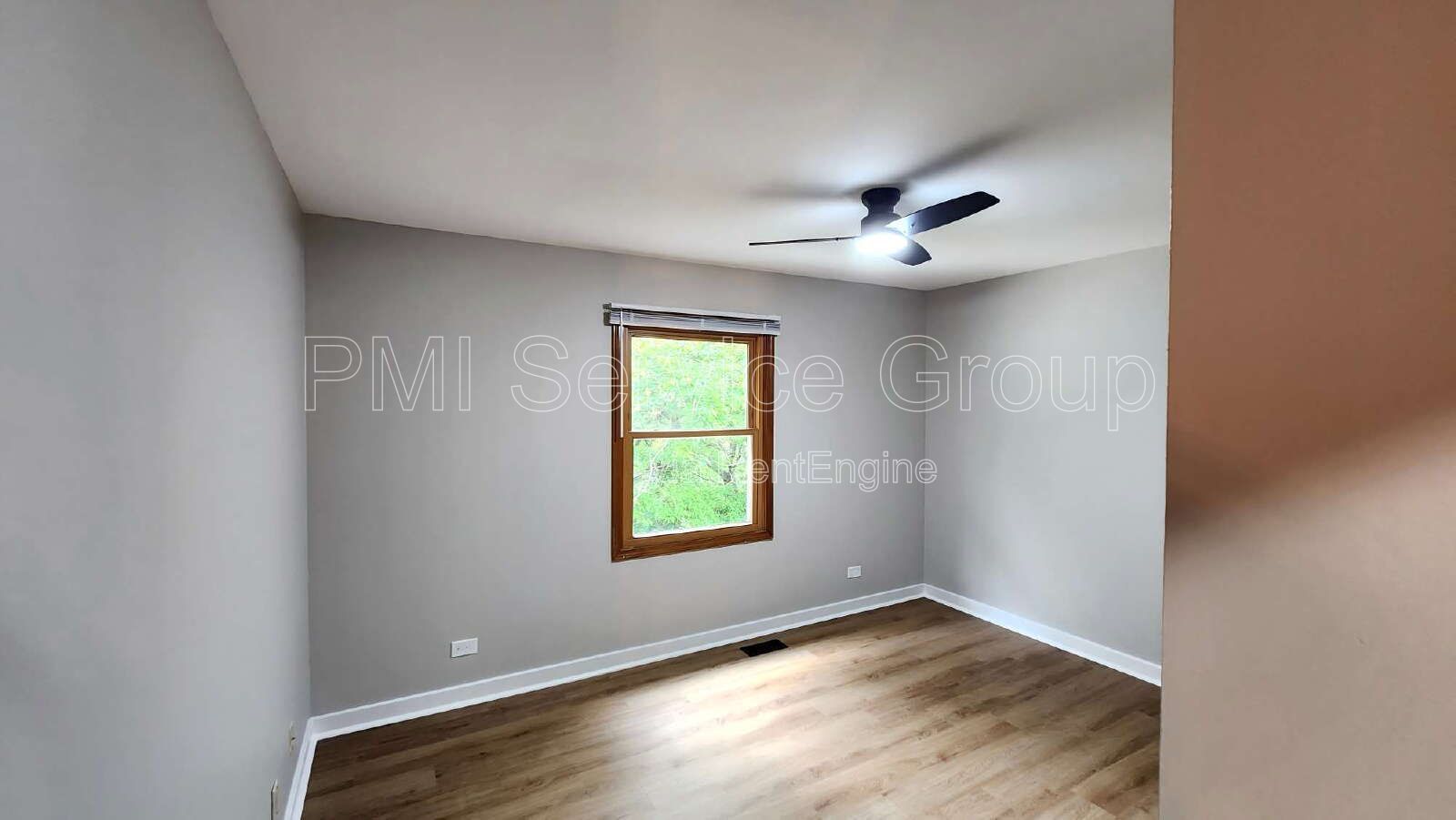 Updated Aurora Single-Family Home with Modern Finishes Throughout property image