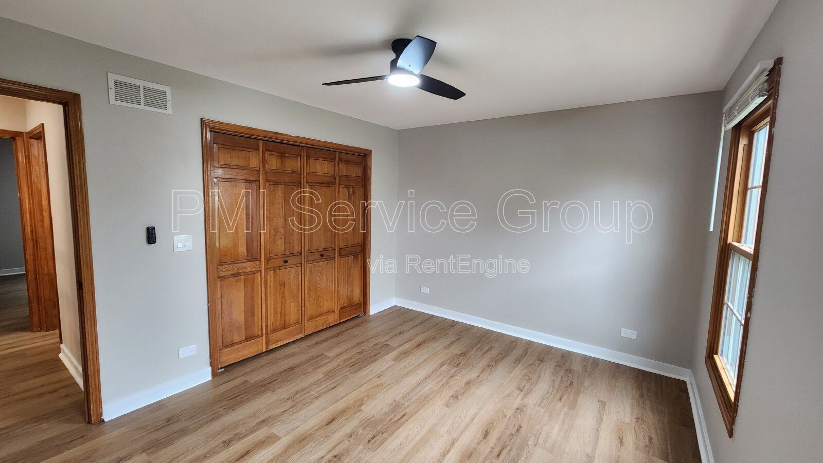 Updated Aurora Single-Family Home with Modern Finishes Throughout property image