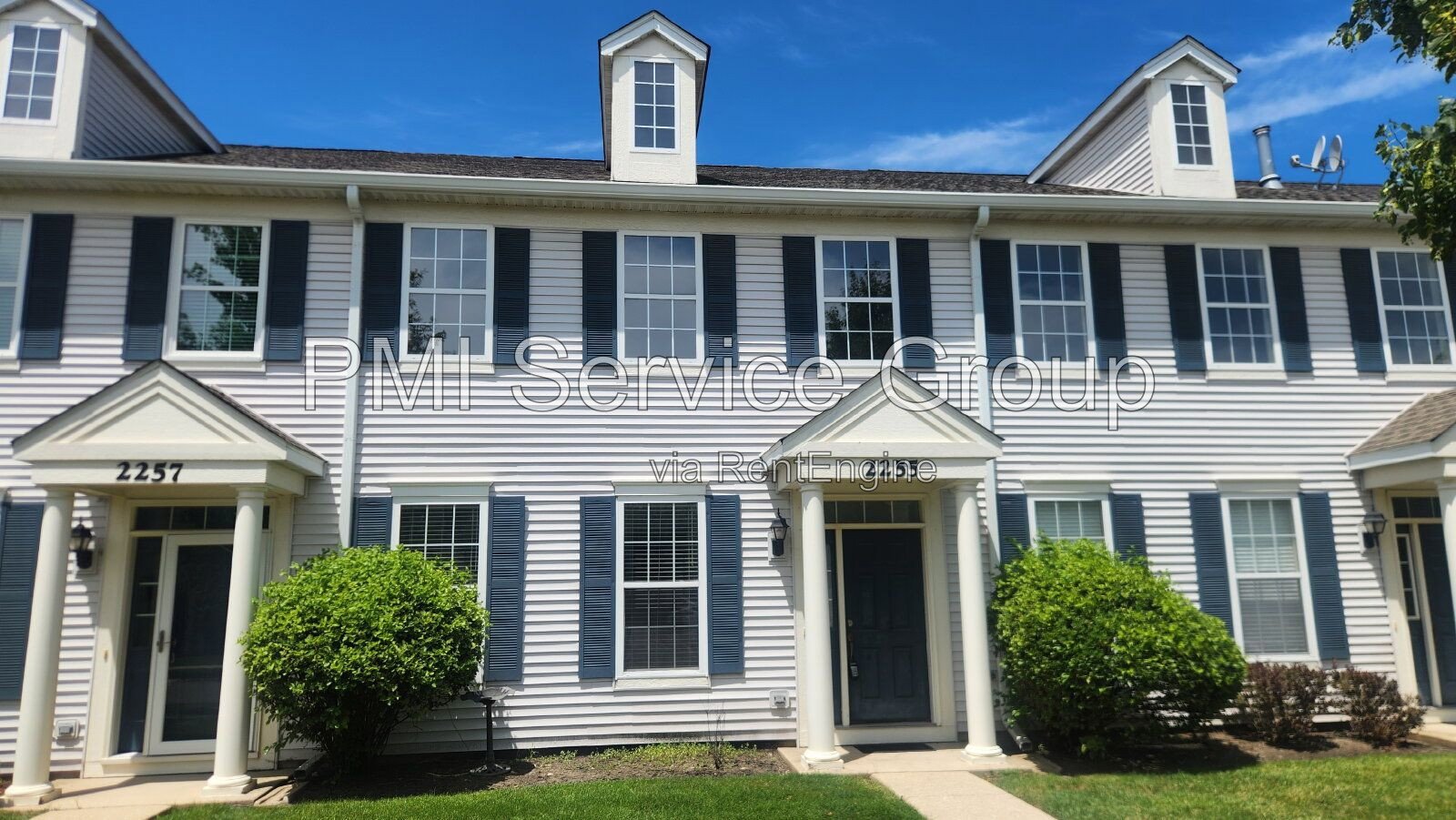 Beautiful 2-Bedroom with 1 1/2 Baths in Aurora – 1,532 Sq. Ft. property image