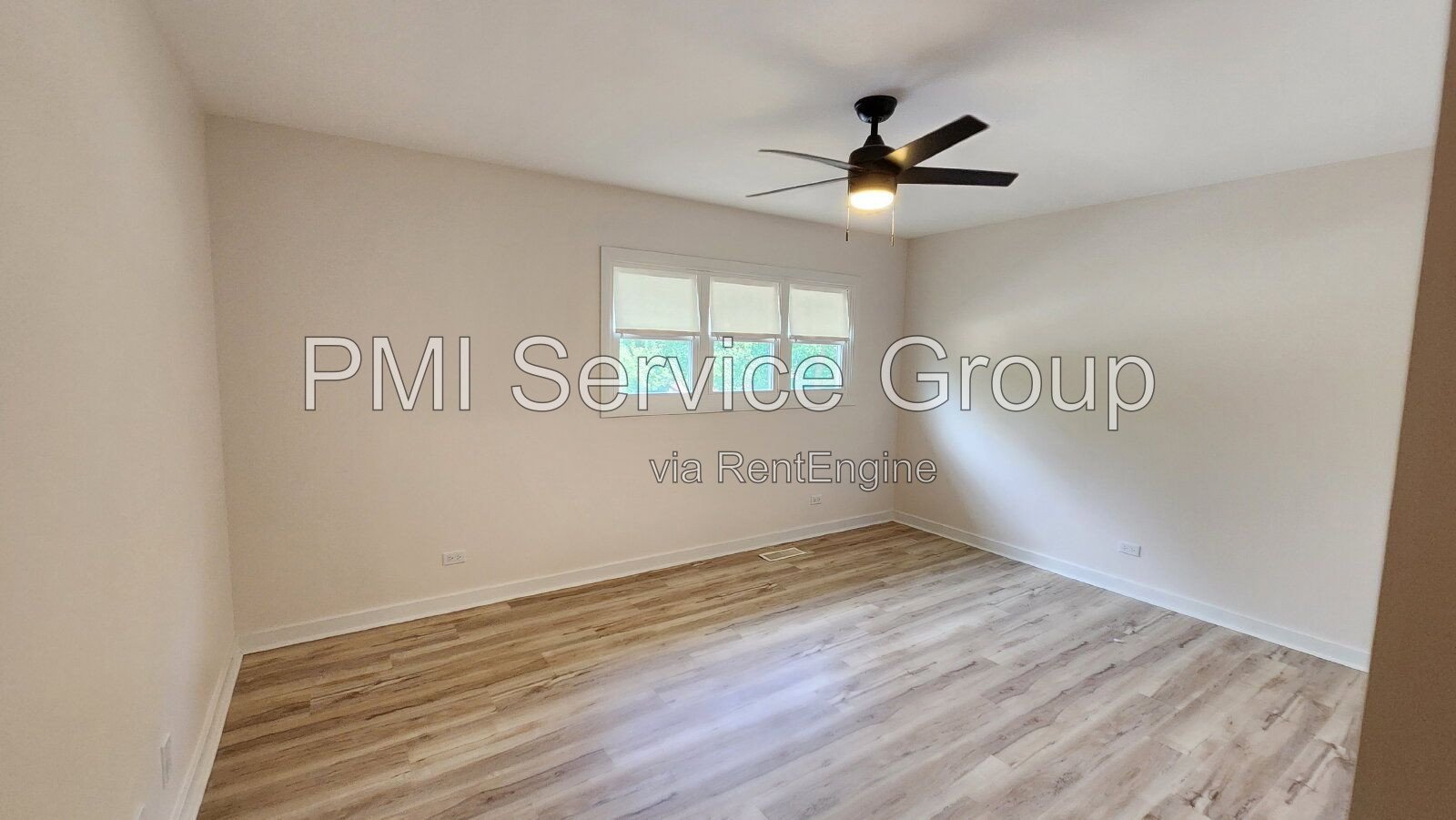 Spacious, Updated 4-Bedroom Home in a Quiet Darien Neighborhood property image