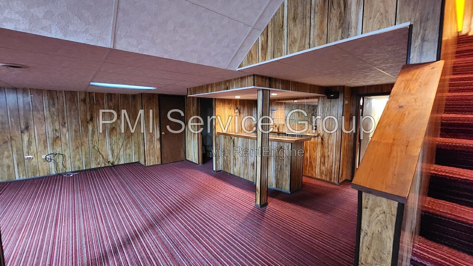 Spacious, Updated 4-Bedroom Home in a Quiet Darien Neighborhood property image