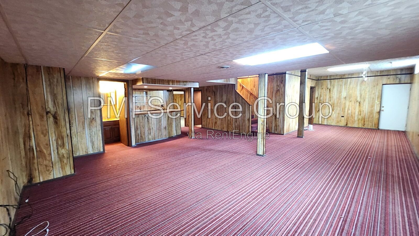 Spacious, Updated 4-Bedroom Home in a Quiet Darien Neighborhood property image