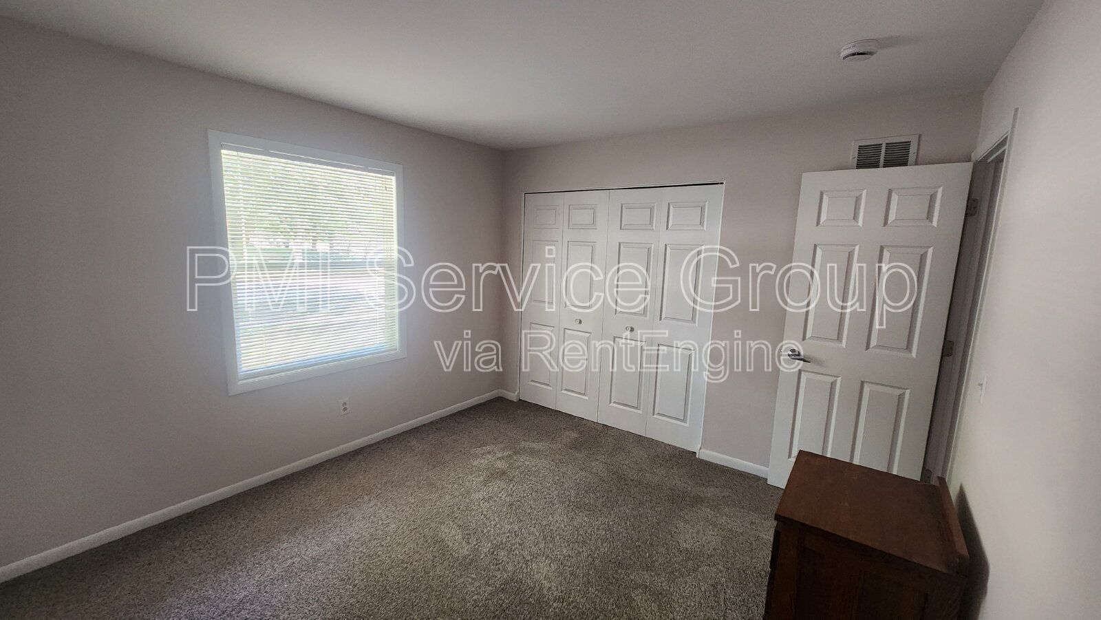 Spacious 3-Bedroom, 2-Bath Duplex Near Downtown Oswego – $2,795/month property image