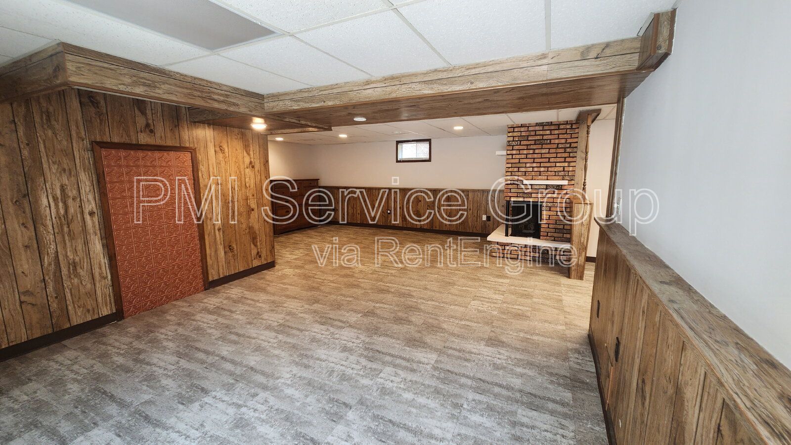 Spacious 3-Bedroom, 2-Bath Duplex Near Downtown Oswego – $2,795/month property image