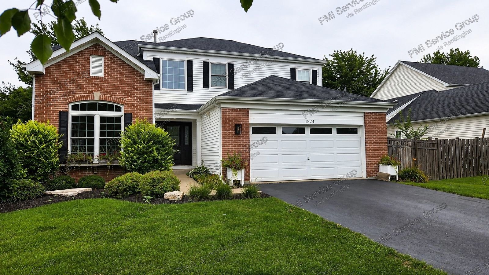 Updated Bolingbrook Home for lease with Finished Basement, Office & Pool property image