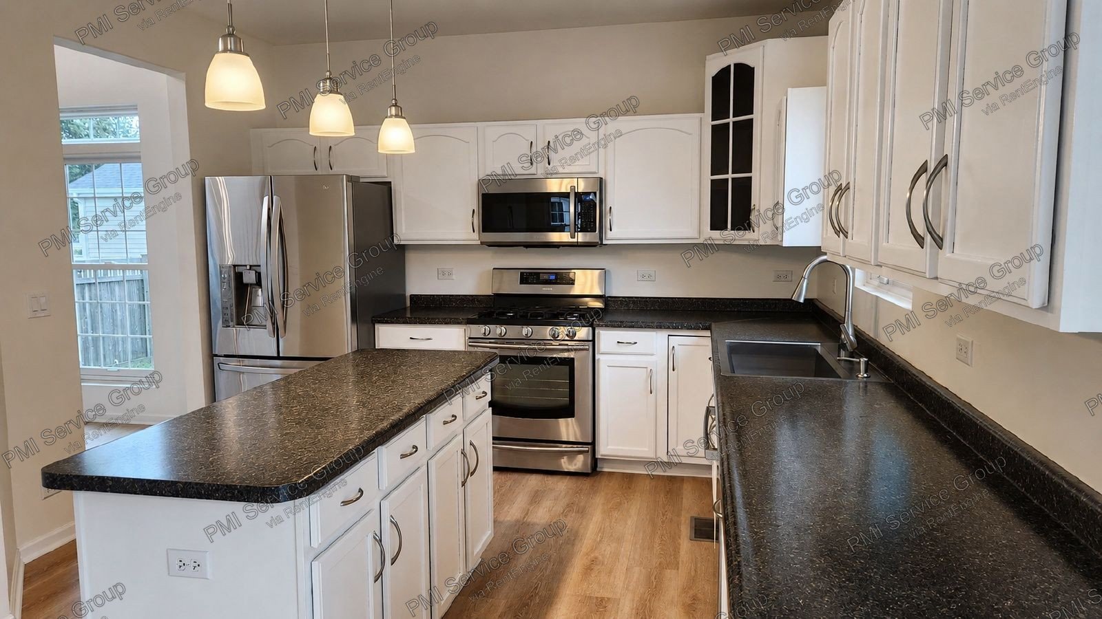 Updated Bolingbrook Home for lease with Finished Basement, Office & Pool property image
