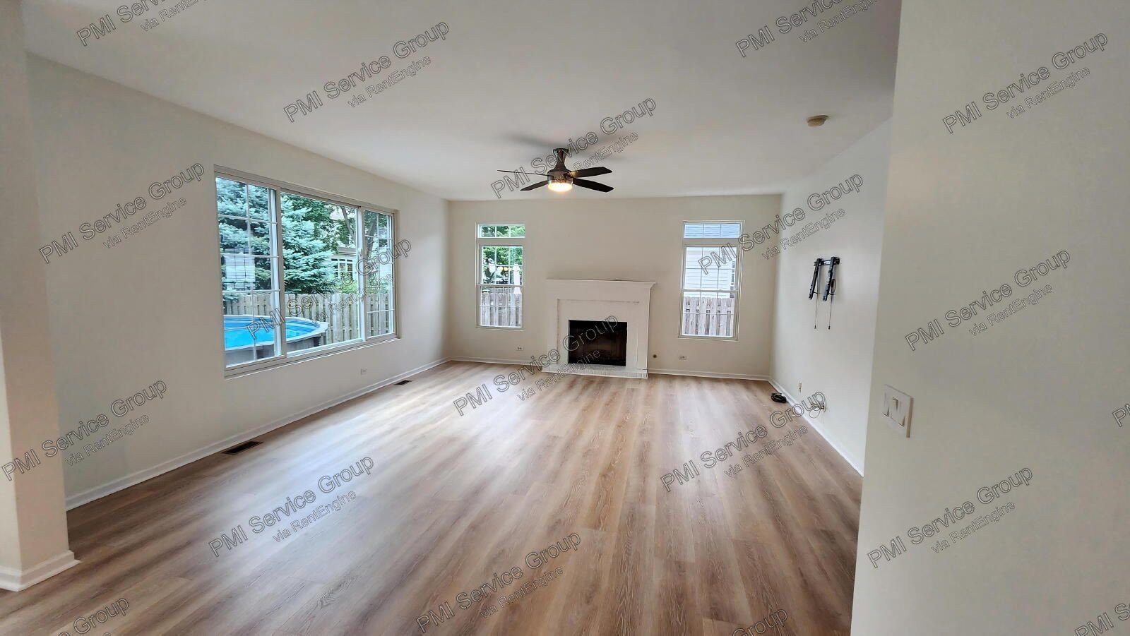 Updated Bolingbrook Home for lease with Finished Basement, Office & Pool property image