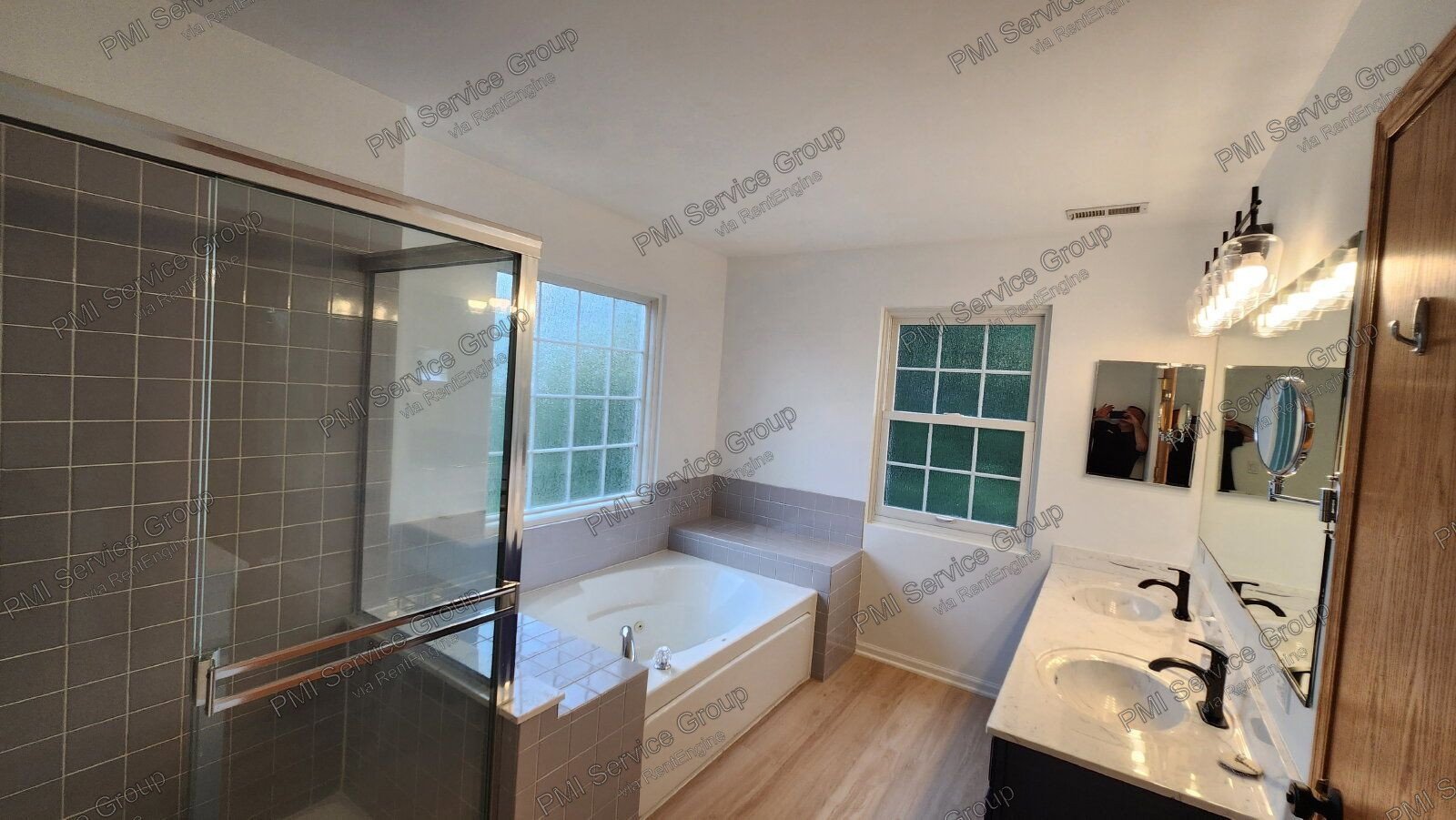 Updated Bolingbrook Home for lease with Finished Basement, Office & Pool property image