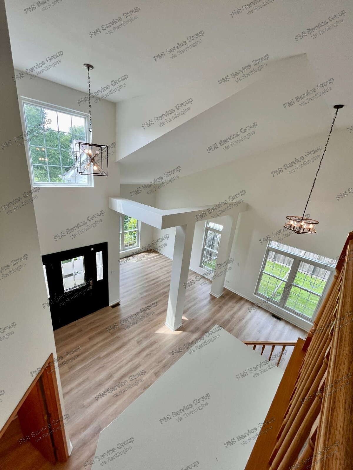 Updated Bolingbrook Home for lease with Finished Basement, Office & Pool property image
