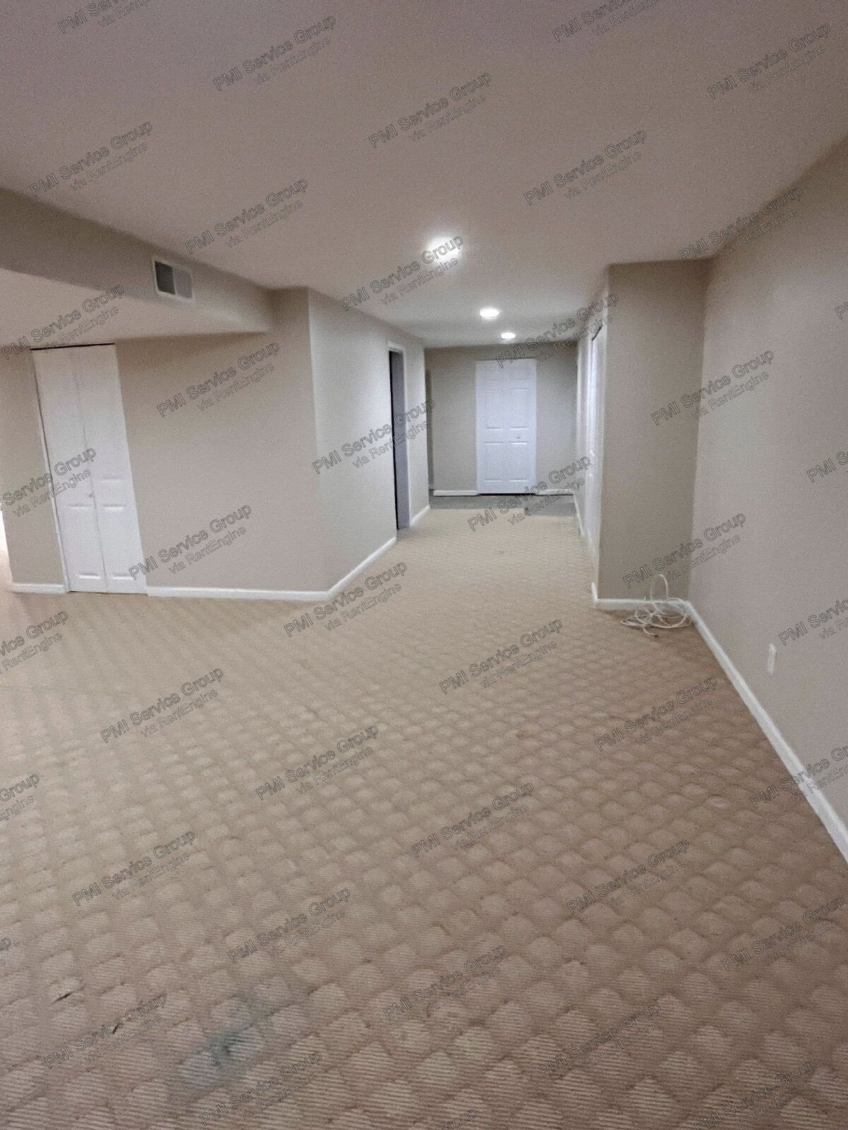 Updated Bolingbrook Home for lease with Finished Basement, Office & Pool property image