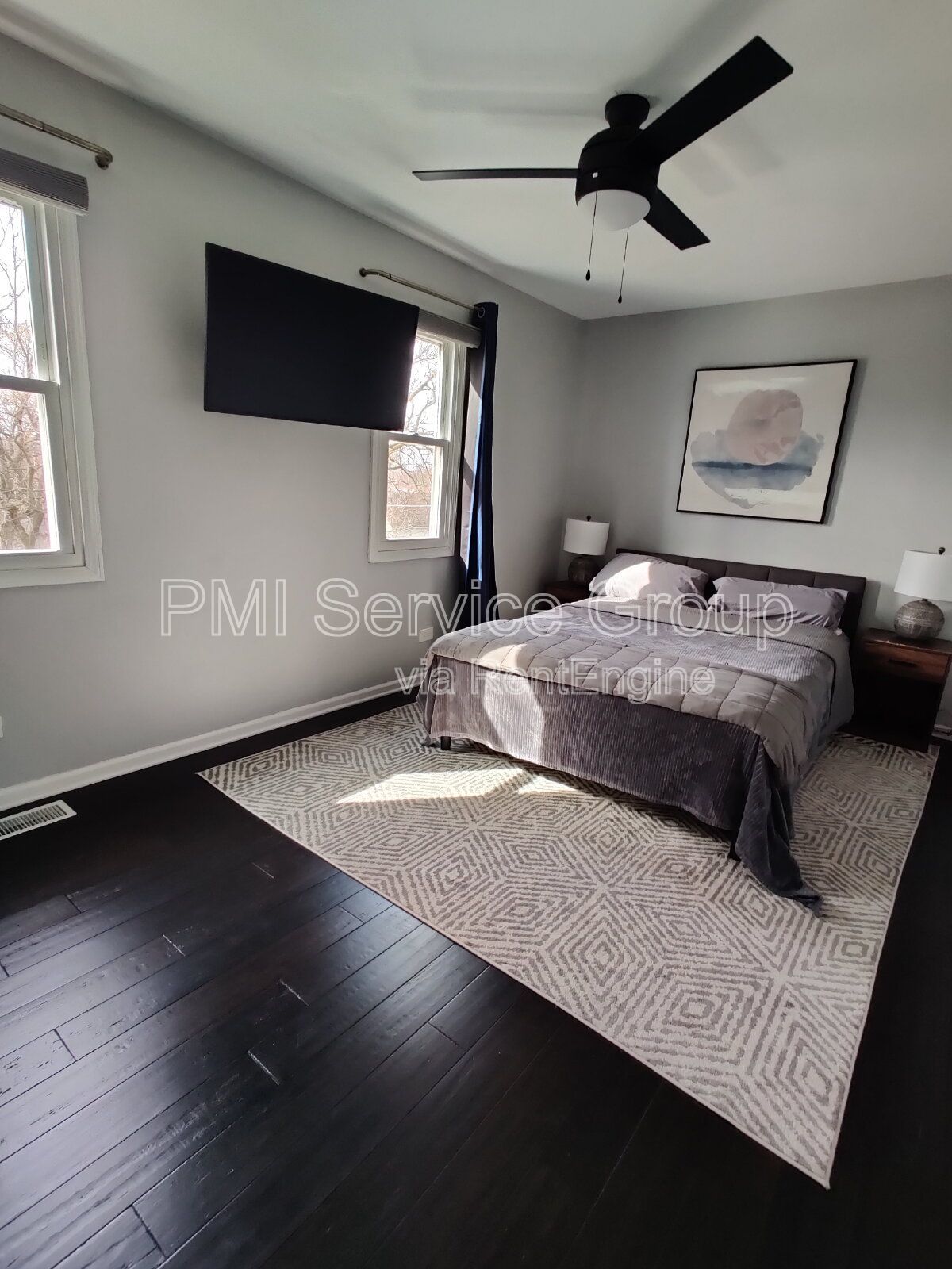 Charming Downers Grove Duplex - 3 bed, 1.5 bath property image