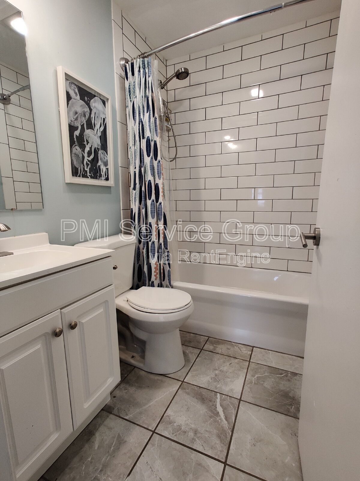 Charming Downers Grove Duplex - 3 bed, 1.5 bath property image