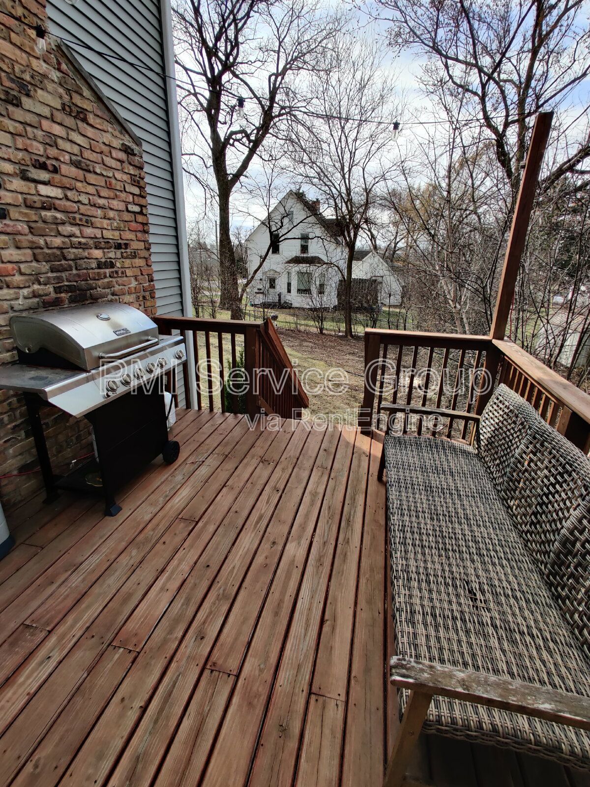Charming Downers Grove Duplex - 3 bed, 1.5 bath property image