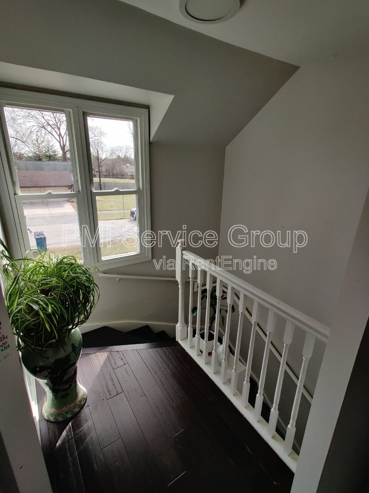 Charming Downers Grove Duplex - 3 bed, 1.5 bath property image